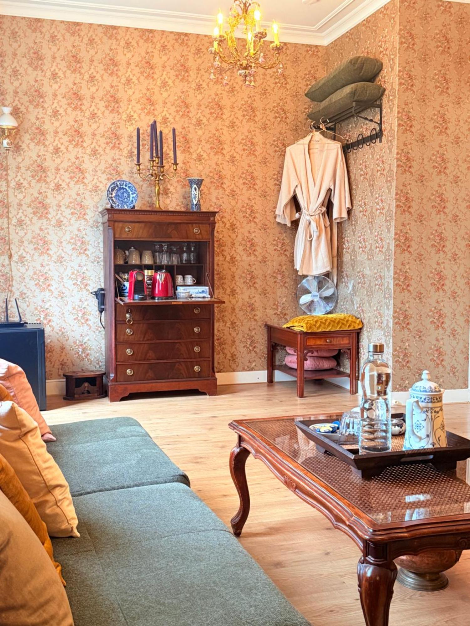 Luxurious Classical Dutch Styled Room In City Centre Of The Hague - Home Stay Exterior photo
