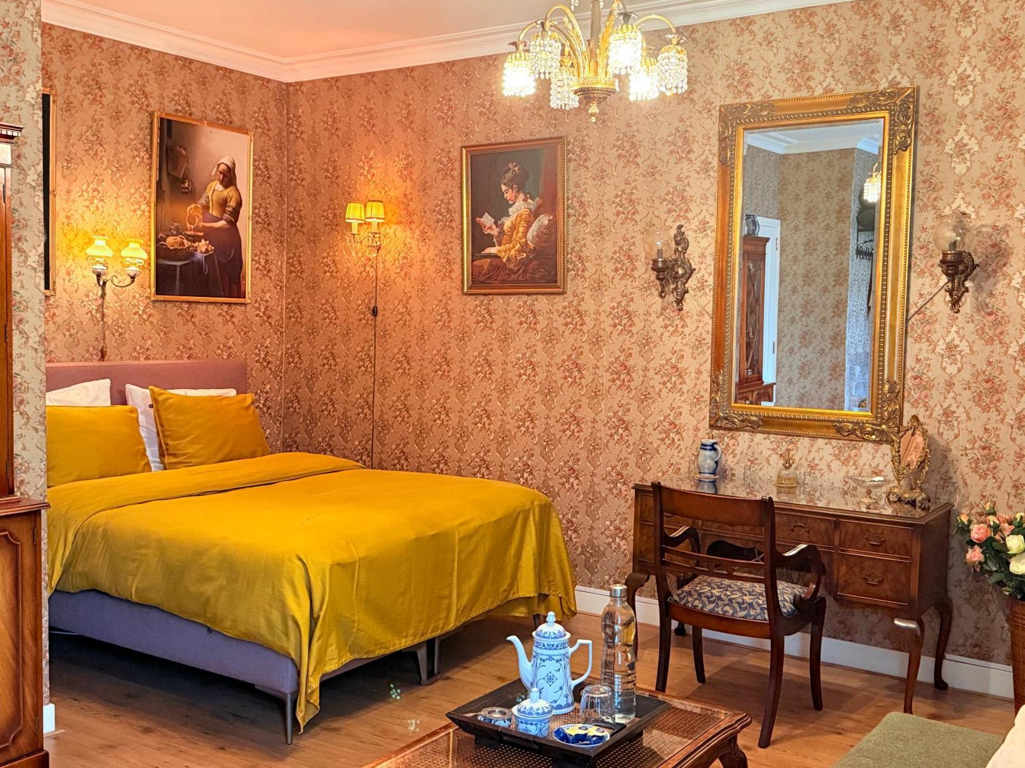 Luxurious Classical Dutch Styled Room In City Centre Of The Hague - Home Stay Exterior photo